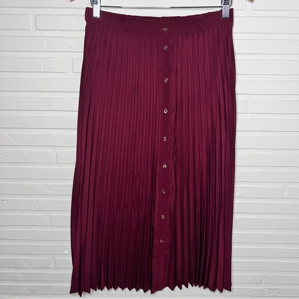 Stradivarius Wine Pleated Button Down Midi Skirt, Women’s Size Large